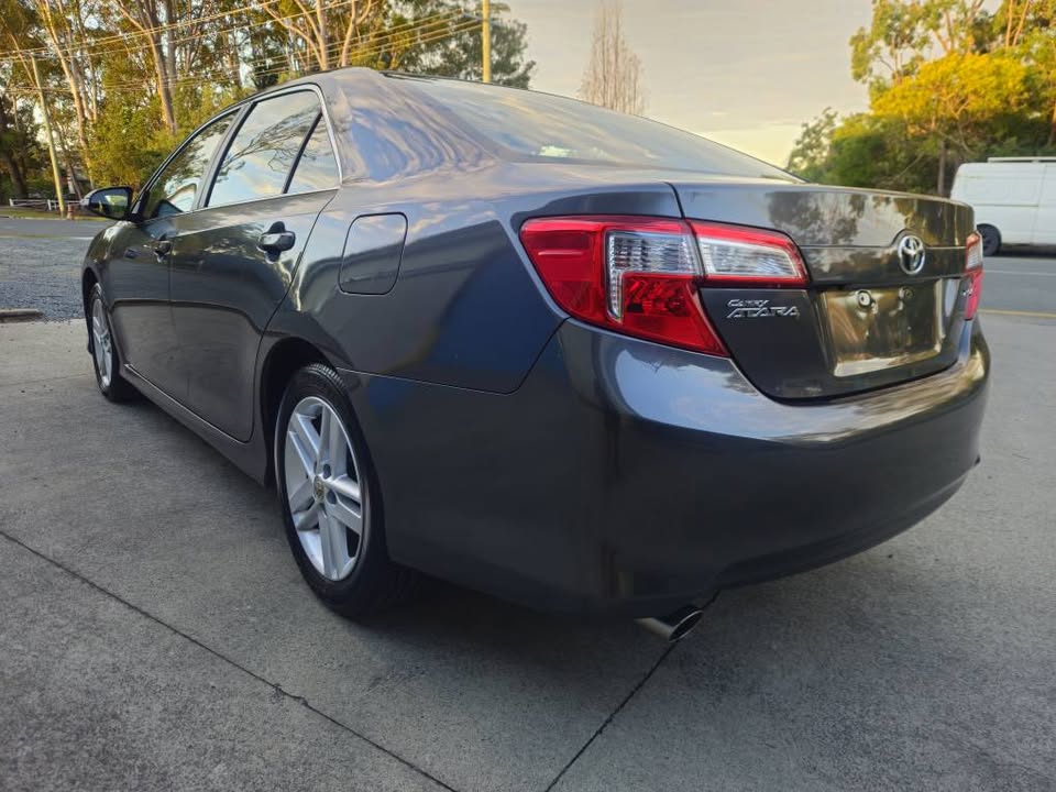 2012 Toyota camry atara 5.jpg
